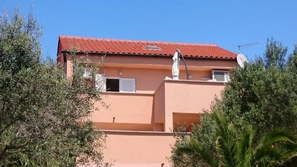 Apartment Pepi Povljana Bagian luar foto